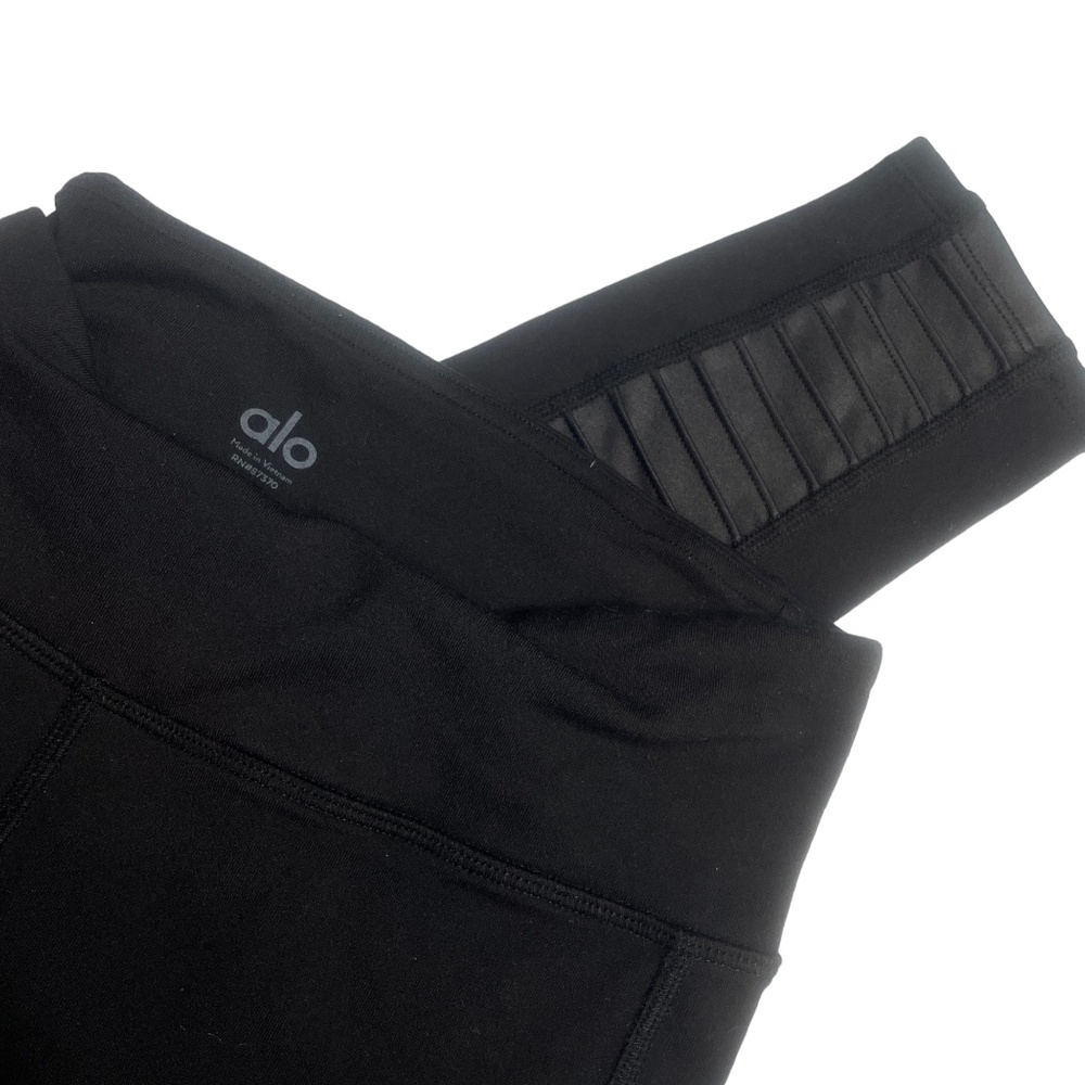 ALO Small Leggings‎ Inside Pocket Fancy Textured Legs